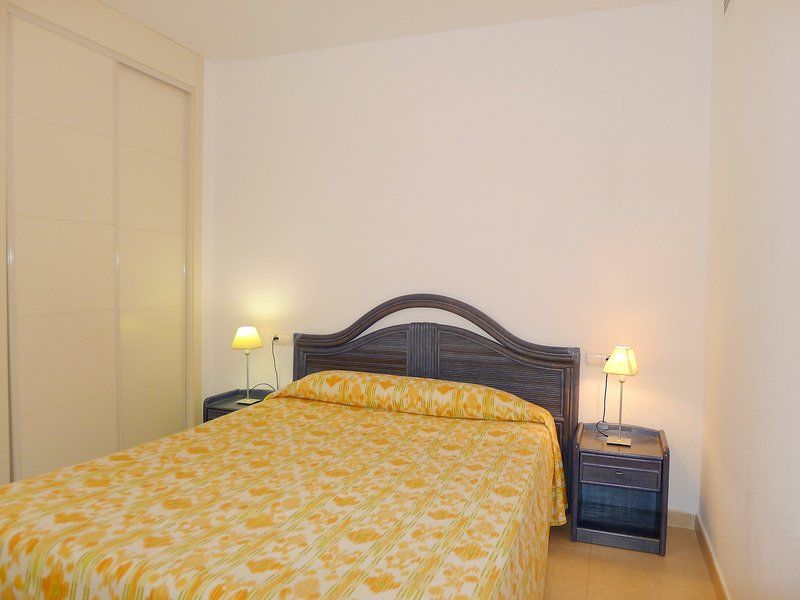 Ambar Unitursa Calp
